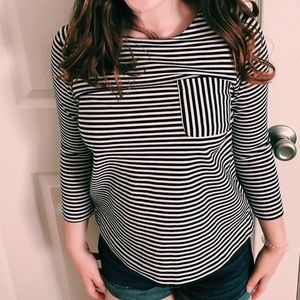 NWOT Stripe pocket shirt ✨5 FOR $25✨